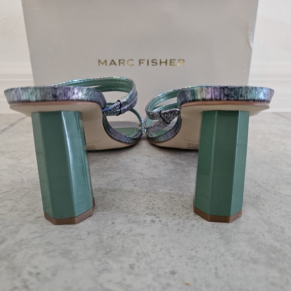 NIB Marc Fisher Kristin Sandal- Iridescent Multicolor - Picture 4 of 7